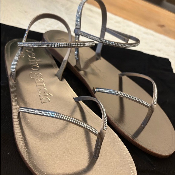 Pedro Garcia Gold Minimalist Sandals - Picture 8 of 9